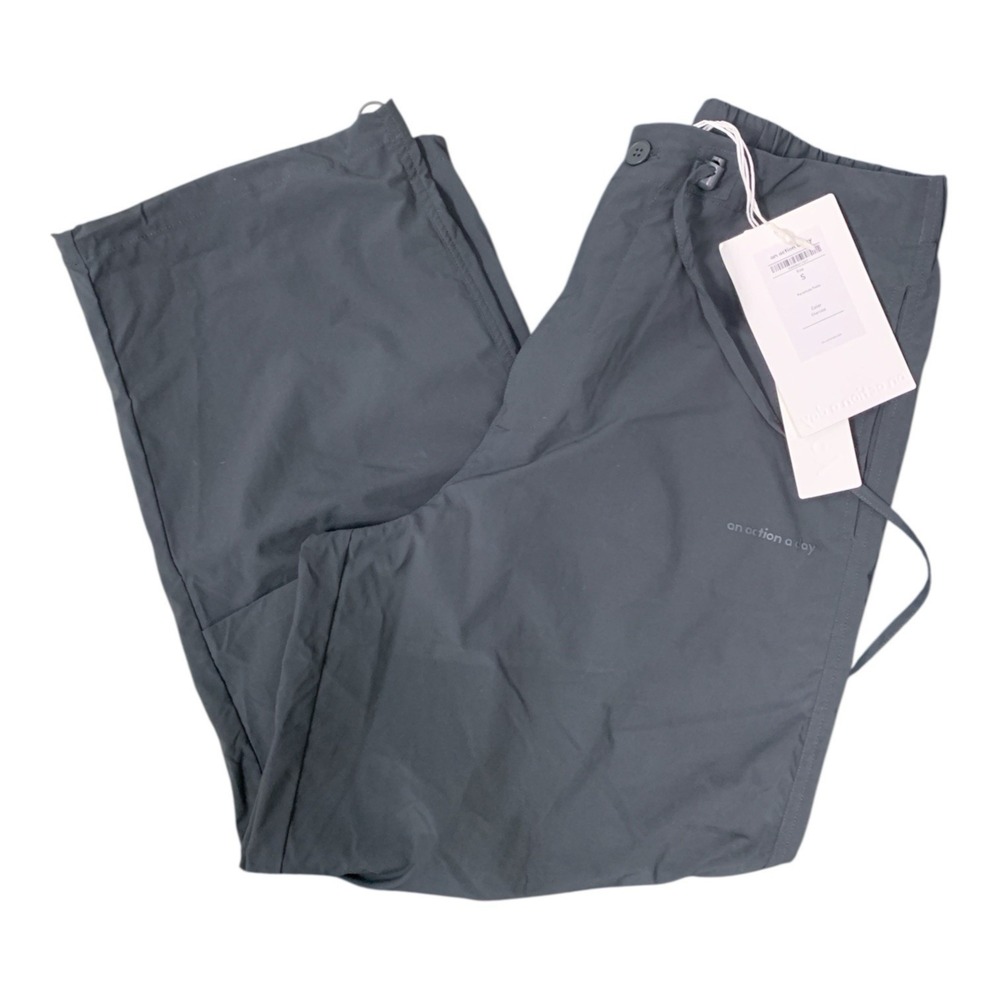 New An Action A Day Parachute Pants Women's Charcoal Size Small New With Tags